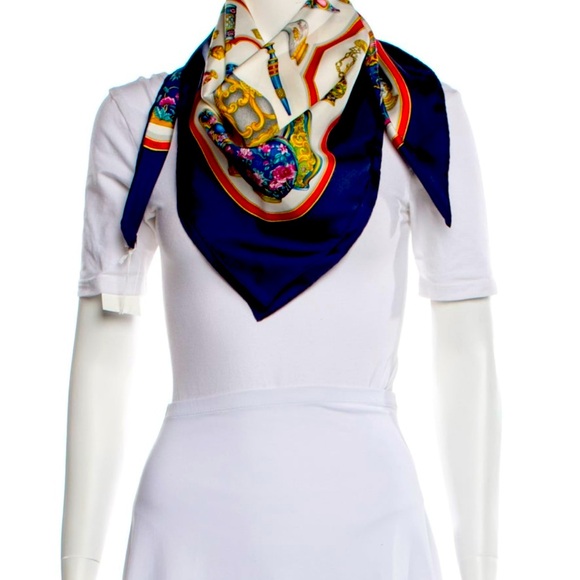 100% silk HERMÈS Qu' Importe Le Flacon Silk Scarf vintage perfume jewelry design - Picture 1 of 9